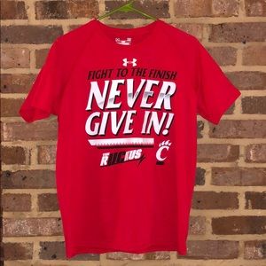Underarmor UofCincinnati T-shirt